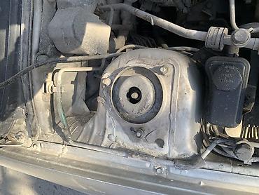 Mitsubishi: Mitsubishi Carisma: 2001 г., 1.8 л, Механика, Бензин, Хэтчбэк — 19