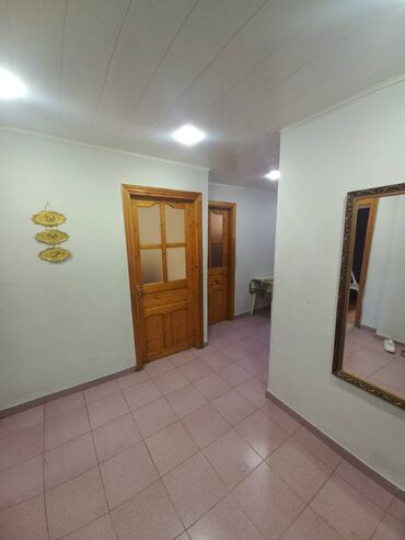 köhnə: Köhnə Günəşli, 3 otaqlı, Yeni tikili, m. Həzi Aslanov, 87 kv. m
