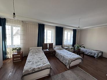 Продажа коттеджей и домов: Продаю Дом. Ж/м Учкун Дом большой просторный. Красная книга, тех — 12