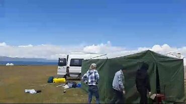 куплю палатку in Кыргызстан | ПАЛАТКИ: Продаётся новая палатка с каркасом, размер 5 и высота 220 Материал