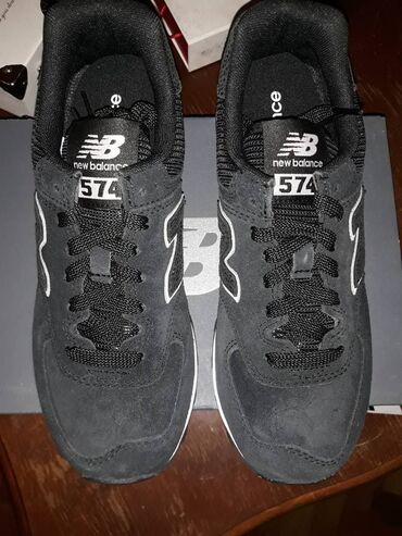 New Balance patike nikad obuvene, broj 38, ptt gratis