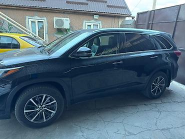 рав 4 xle: Toyota Highlander: 2018 г., 3.5 л, Автомат, Бензин, Кроссовер — 2