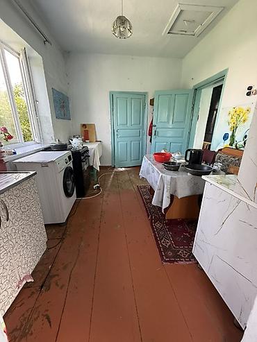 район ленинский: 🏡 Продаётся дом в г. Каракол! 📍 Адрес: ул. Московская, угловой участок — 9
