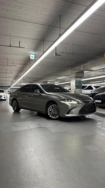 Lexus: Lexus ES: 2019 г., 2.5 л, Гибрид — 4