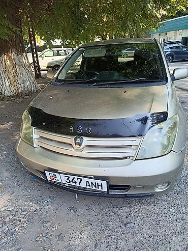 isuzu пикап: Toyota Ist: 2002 г., 1.5 л, Автомат, Бензин, Хэтчбэк — 3