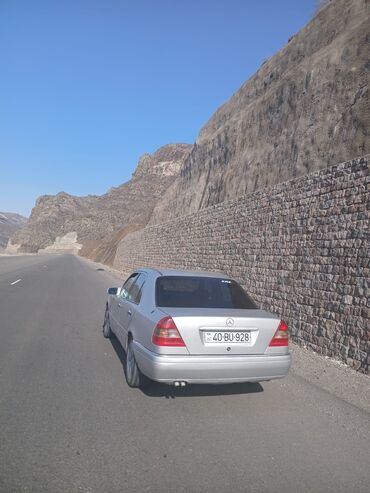 turbo az çeşqa 1.8: Mercedes-Benz C-Class (W202) sedan - Kuzov: 4 qapılı sedan, gümüşü