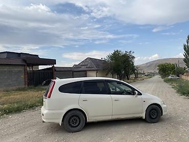 хова мини: Honda Stream: 2002 г., Бензин, Минивэн — 3