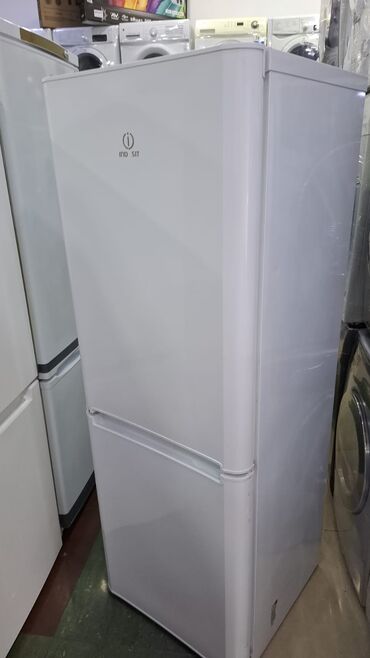 Миксеры: 2 двери Indesit Холодильник Продажа, цвет - Белый