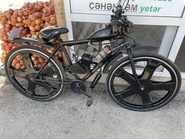 velasvet: İşlənmiş Elektrik velosipedi Stels, 28", sürətlərin sayı: 1, 250 Vt, Ünvandan götürmə