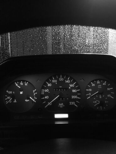 боковой зеркало на спринтер: Mercedes-Benz W124: 1992 г., 2.9 л, Механика, Дизель, Седан