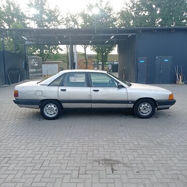 Audi: Audi 100: 1988 г., 2.3 л, Механика, Бензин, Седан