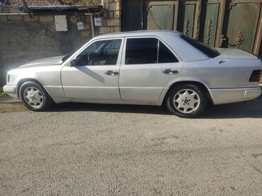 Mercedes-Benz: Mercedes-Benz W124: 2.3 l | 1989 il Sedan — 11