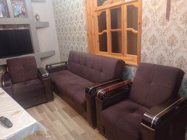 Dolablar: Di̇van-kravat, Divan, Bazalı, Açılan