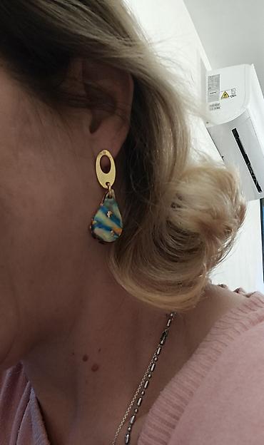 Minđuše: Ručno rađene mindjuse od gline sa unikatnim apstraktnim dezenom i — 16