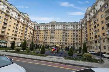 Uzunmüddətli kirayə mənzillər: Mənzil 2-otaqli studiya mənzildir, tam təmirli və tam əşyalidir. Evdə — 2