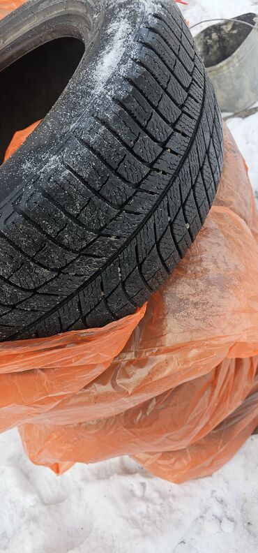 Шины: Шины 215 / 55 / R 16, Зима, Б/у, Комплект, Легковые, Франция, Michelin