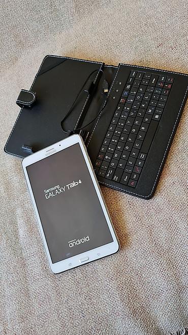 Tableti: Samsung Galaxy Tab sa futrolom i tastaturom - Ekran oko 8 inča — 10