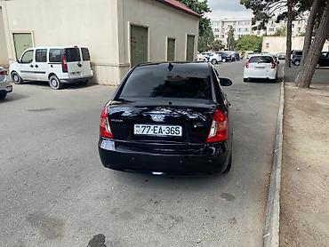 hyundai accent salon: Hyundai Accent: 1.4 l | 2006 il Sedan — 5