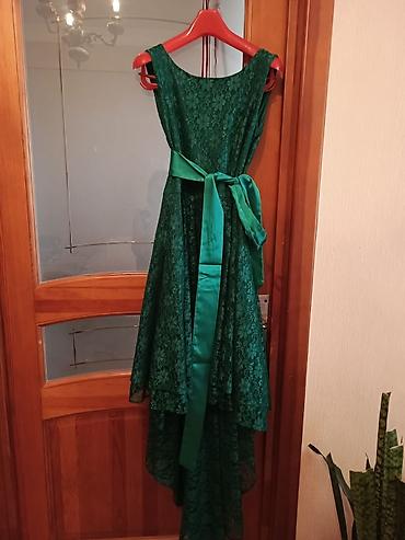 gupur: Satılır qadın donları. Şəkillərdə 3 fərqli model təqdim olunur: 1 — 3
