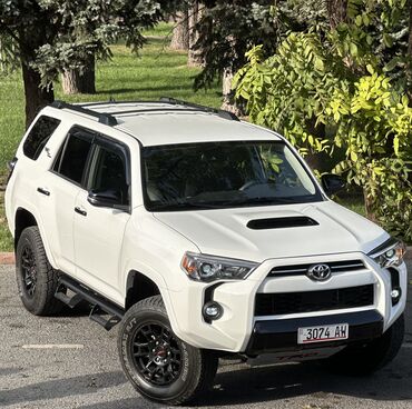 Toyota 4Runner: 2022 г., 4 л, Автомат, Бензин, Внедорожник