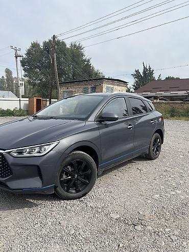 hongqi ehs9: BYD E2: 2021 г., Автомат, Электромобиль, Хэтчбэк — 3