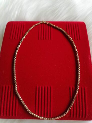 Ogrlice: Ogrlica sa priveskom — 14