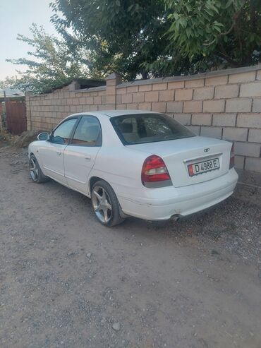 авто парк бишкек: Daewoo Nubira: 1999 г., 1.6 л, Механика, Бензин, Седан