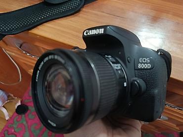 trak racer: Зеркальная камера Canon EOS 800D с объективом Canon Zoom Lens EF-S — 1