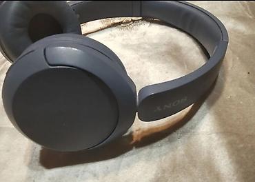 беспроводной наушник: Sony qulaqlıq az işlənib satılır qiymət 50 AZN — 2