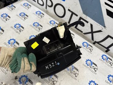 Другие детали салона: Пепельница Kia Ceed 2007 Контрактный из Германии, в отличном — 6