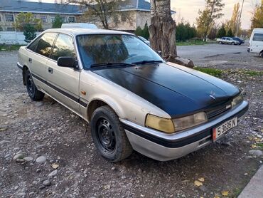 бантик на авто: Mazda 626: 1988 г., 2.2 л, Механика, Бензин, Хэтчбэк