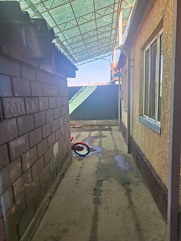 Продажа коттеджей и домов: Продаётся дом с.Нижний Ала-Арча 56 м.кв 4комн.1кухня санузел в доме — 12