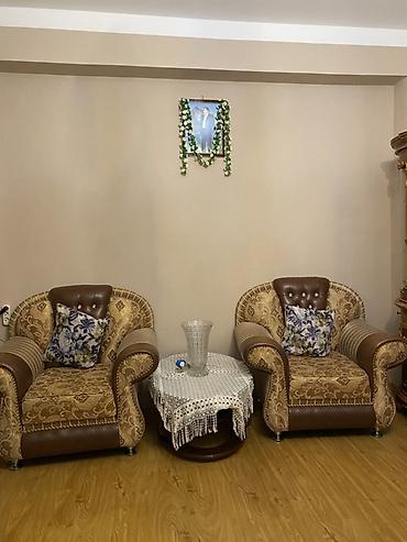 açilan kreslo: İşlənmiş, Klassik divan, 2 kreslo, Bazasız, Açılan — 1