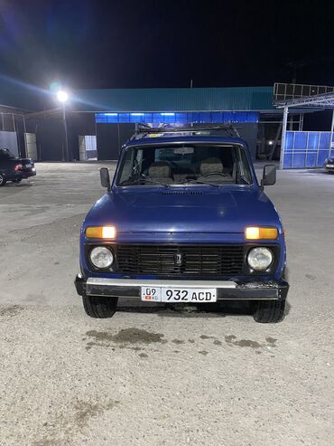 нива сатам: ВАЗ (ЛАДА) 4x4 Niva: 2002 г., 1.7 л, Механика, Бензин, Кроссовер