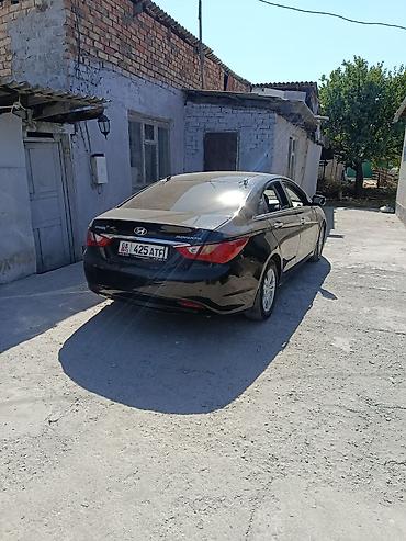 san: Hyundai Sonata: 2012 г., 2 л, Автомат, Бензин, Седан — 4