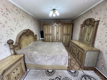 2х этажный кровать: Спальный гарнитур, Двуспальная кровать, Шкаф, Комод, Б/у
