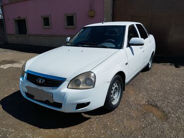 Avtomobil satışı: VAZ (LADA) Priora: 1.6 l | 2013 il | 200000 km Sedan