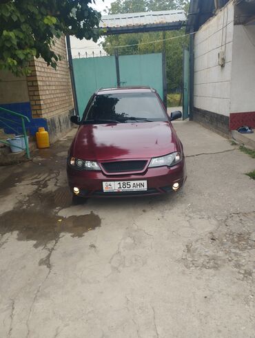 Daewoo: Daewoo Nexia: 2011 г., 1.5 л, Механика, Бензин, Седан