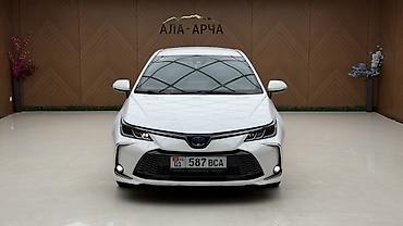 бампер c202: Toyota Corolla: 2022 г., 1.8 л, Автомат, Гибрид, Седан — 2