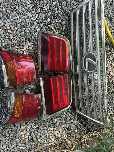 led свет: Решетка радиатора Lexus Б/у, Оригинал — 2