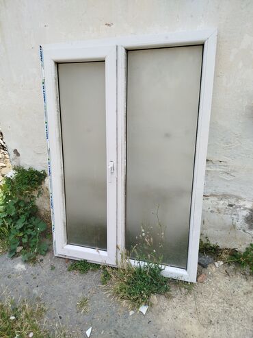 Qadın ayaqqabıları: 110*157