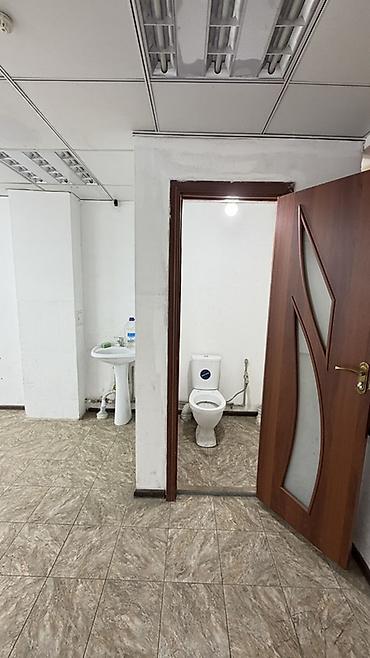 Коммерциялык кыймылсыз мүлктү сатуу: Продаётся полуподвальное нежилое помещение, 36 м². Адрес: Бишкек, ул — 2