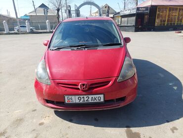 Honda: Honda Fit: 2001 г., 1.3 л, Автомат, Бензин, Седан