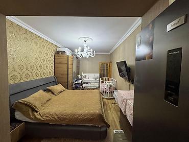 28 may ev: Bakı, Həzi Aslanov qəs., 3 otaqlı, Köhnə tikili, m. Həzi Aslanov, 75 kv. m — 5