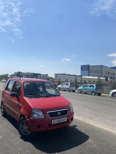 Suzuki: Suzuki Wagon R: 2002 г., 1.3 л, Механика, Бензин, Хэтчбэк — 10