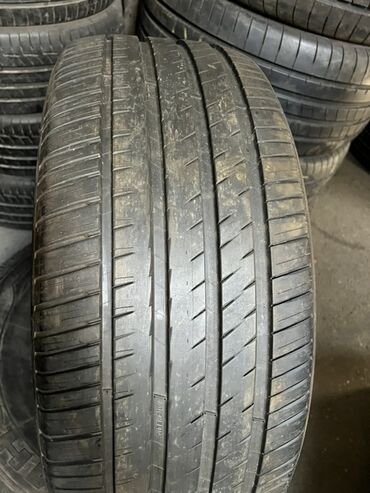 raf masin: Шина Michelin 255 / 45 / R 21