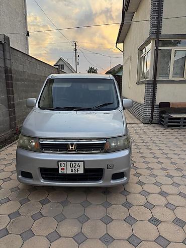 mazda 321: Honda Stepwgn: 2004 г., 2.4 л, Автомат, Газ, Минивэн — 1