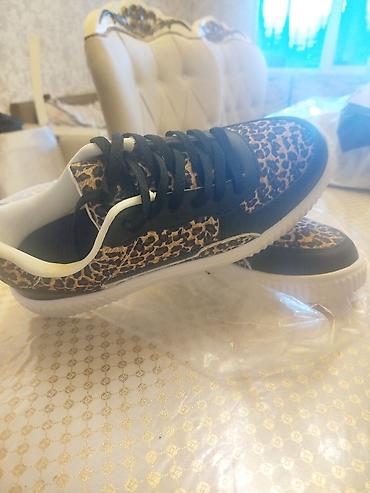 x7 pro max: Leopard naxışlı idman ayaqqabısı ölçü sehv gelib diye satılır hec — 1