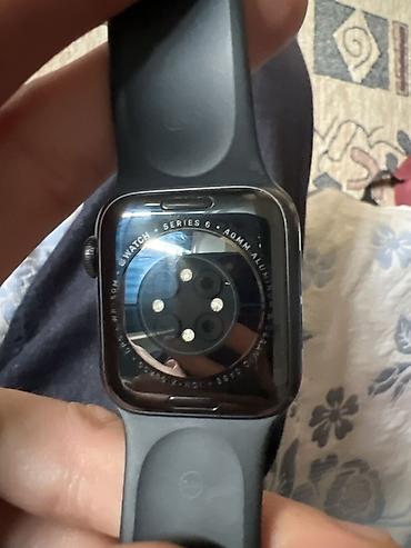 iphone 5g: Apple Watch Series 6 (Aluminum Case) с черным спортивным ремешком. На — 1