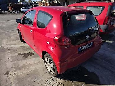 pezo 1: TOYOTA AYGO 2010. GOD. - KOMPLETAN AUTO U DELOVIMA | Toyota AYGO 4 — 2